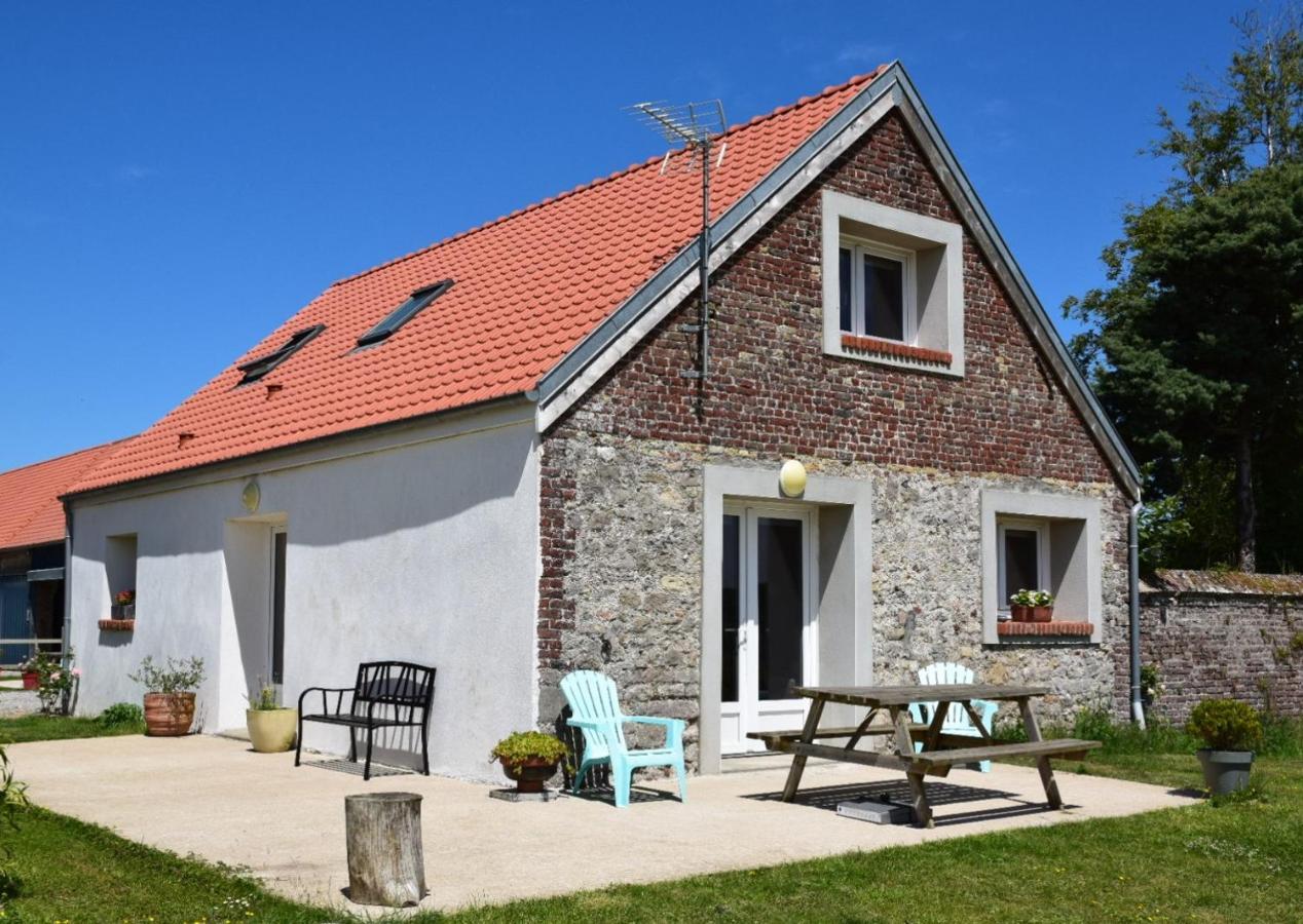 Le Clos De L'Angley Gites Et Ecurie Caffiers Eksteriør bilde